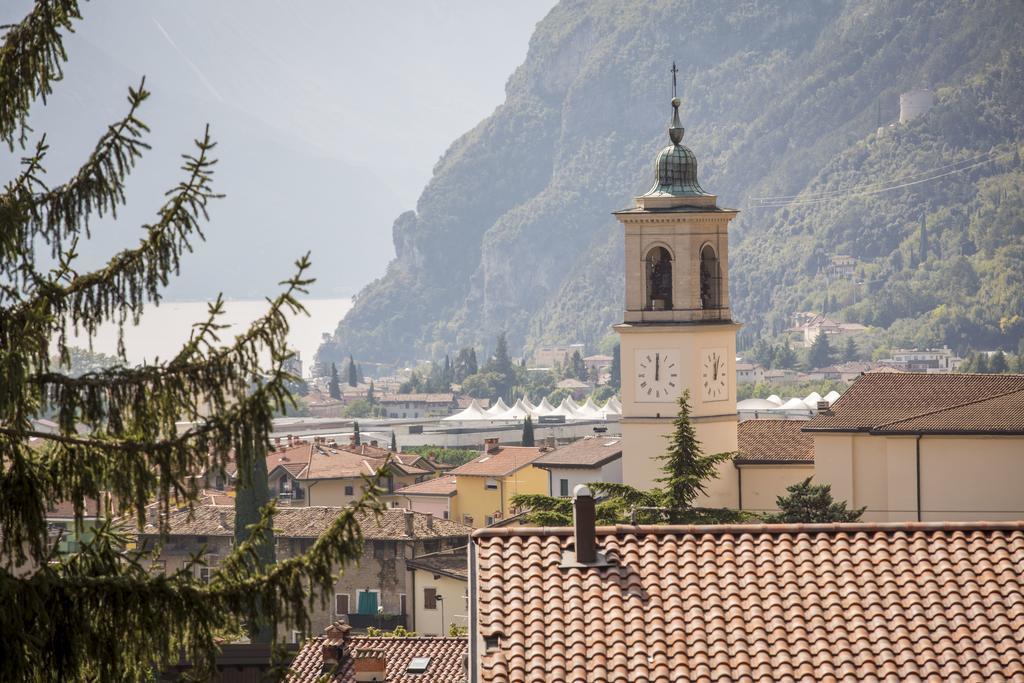 Albergo Garni Villa Moretti Tenno Bagian luar foto